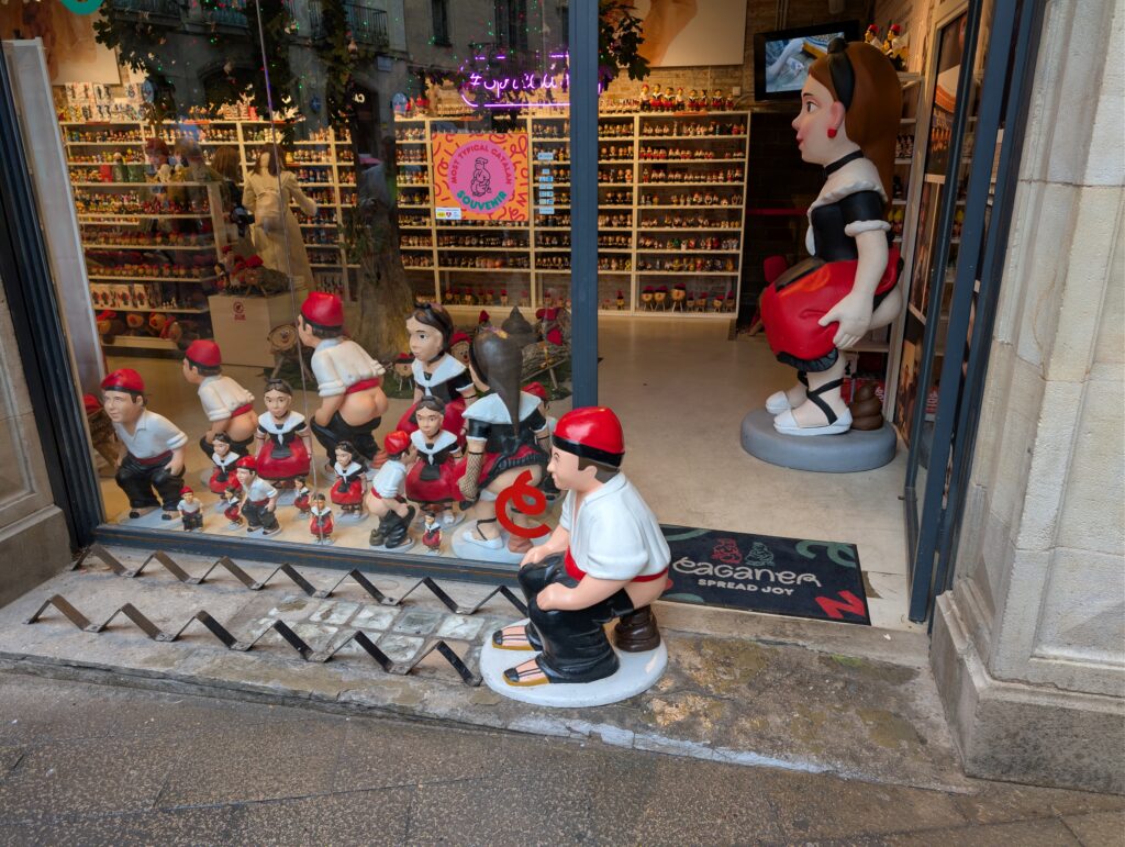 Infamous Pooping Statues