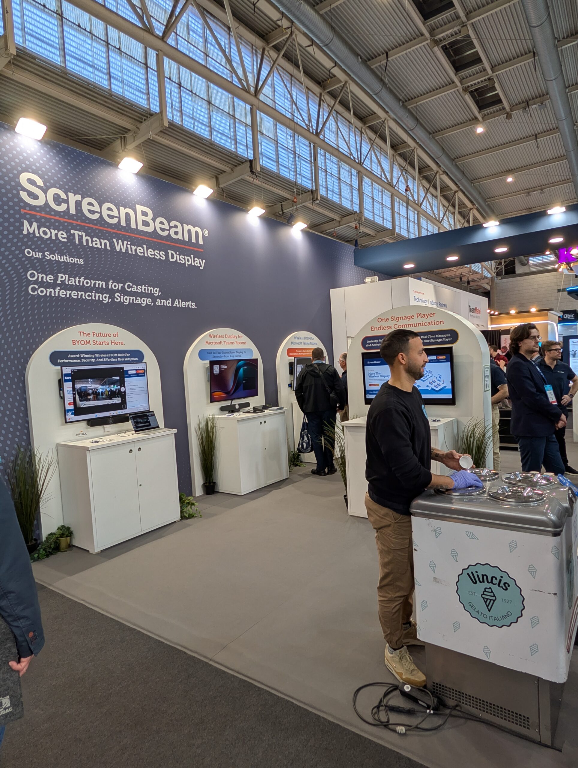 ScreenBeam + HETMA = ISE 2026 – Higher Ed AV Media