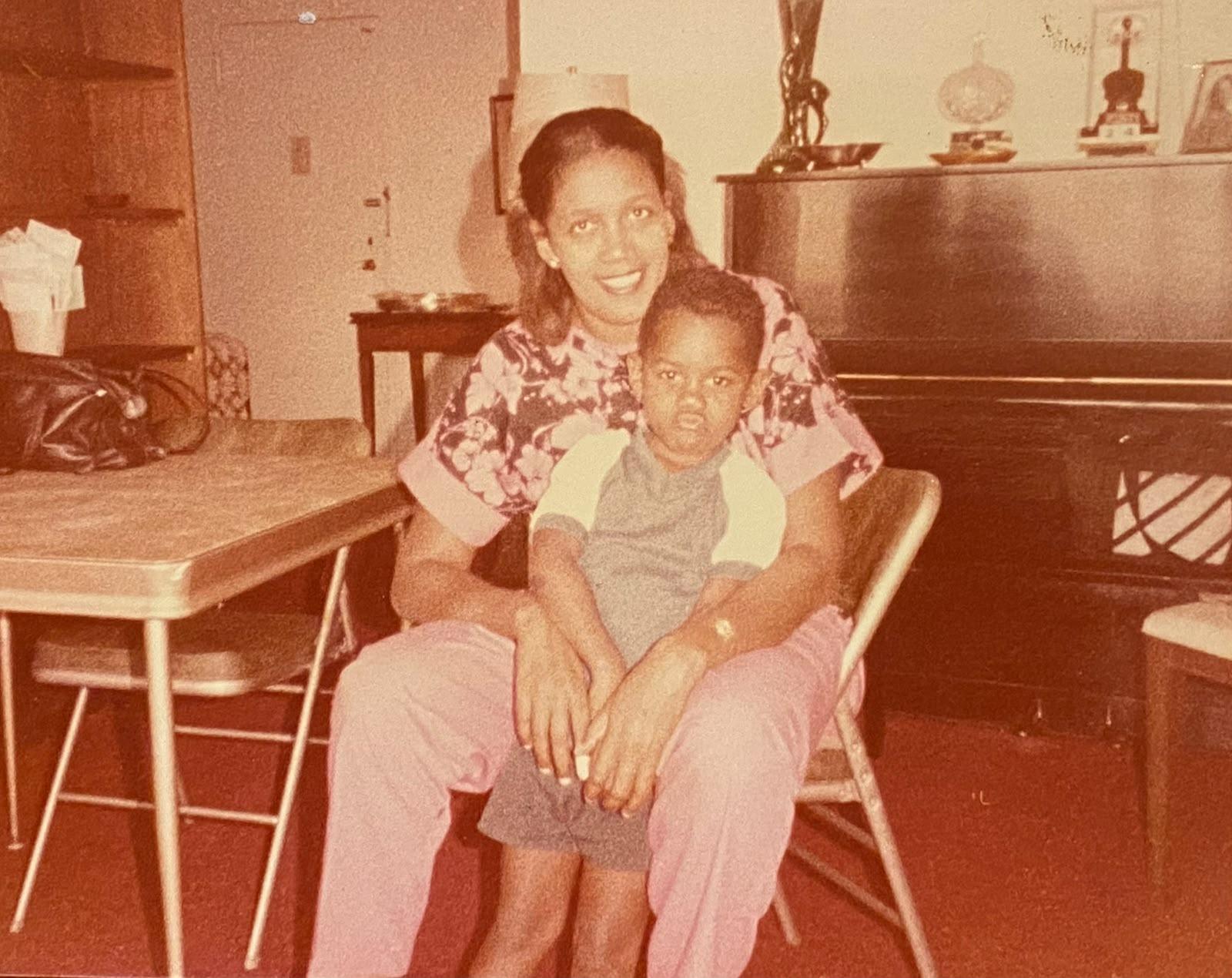 Child Lisle with Mom